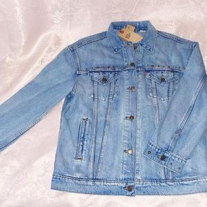 Levi’s Baggy Trucker Jacket